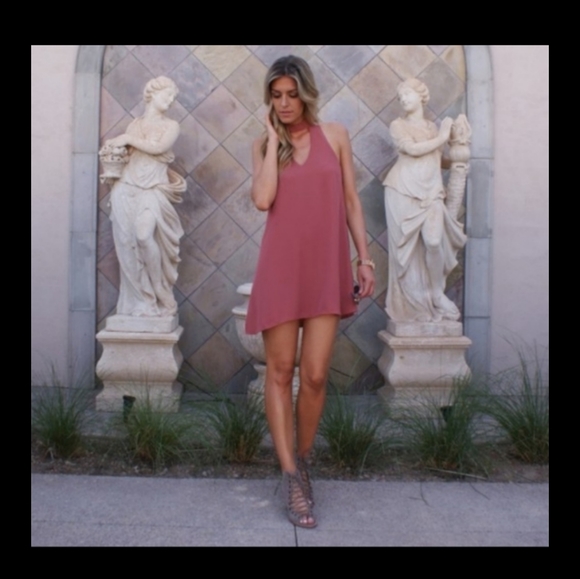 Lulus Dresses & Skirts - 💟 Lulu's Dress